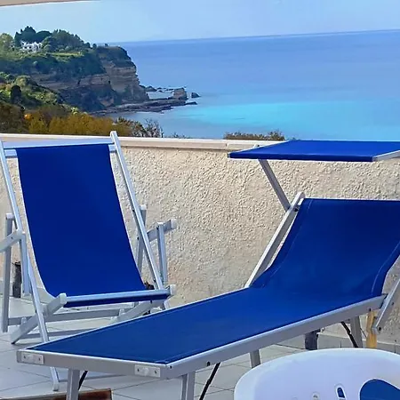 Ferienwohnung Attico Sabbia Tropea Exterior foto